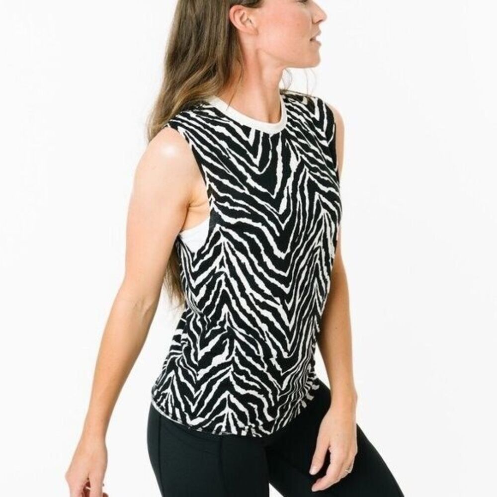 Zyia Active Safari Tank Top Zebra Print Black White Women Size S Muscle‎ Tee